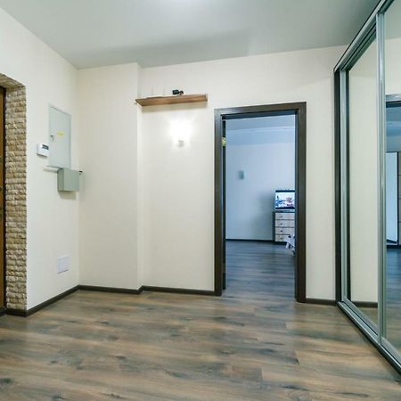 Люкс Апартаменты С 3 Комнатами Княжий Затон Kyiv Exterior photo