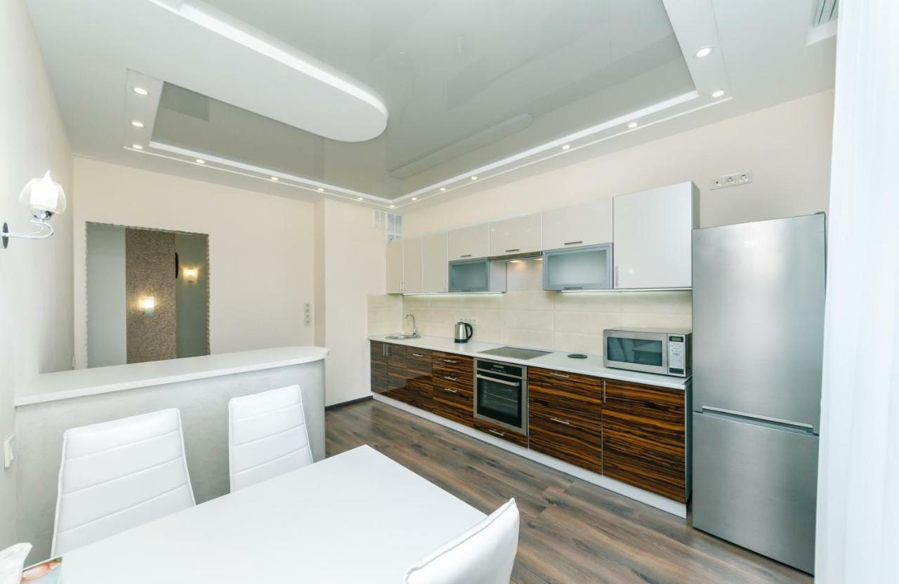 Люкс Апартаменты С 3 Комнатами Княжий Затон Kyiv Exterior photo