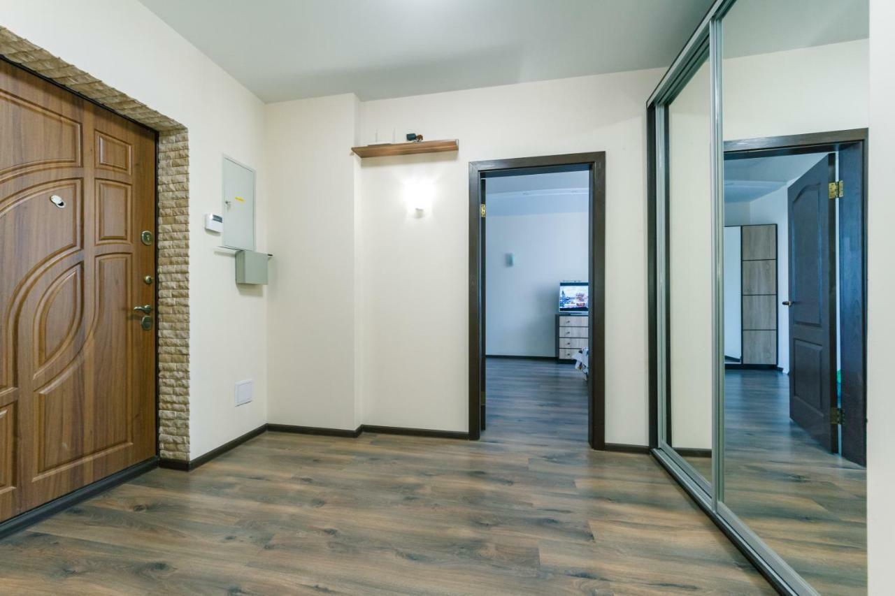 Люкс Апартаменты С 3 Комнатами Княжий Затон Kyiv Exterior photo
