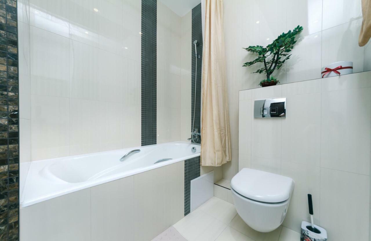 Люкс Апартаменты С 3 Комнатами Княжий Затон Kyiv Exterior photo