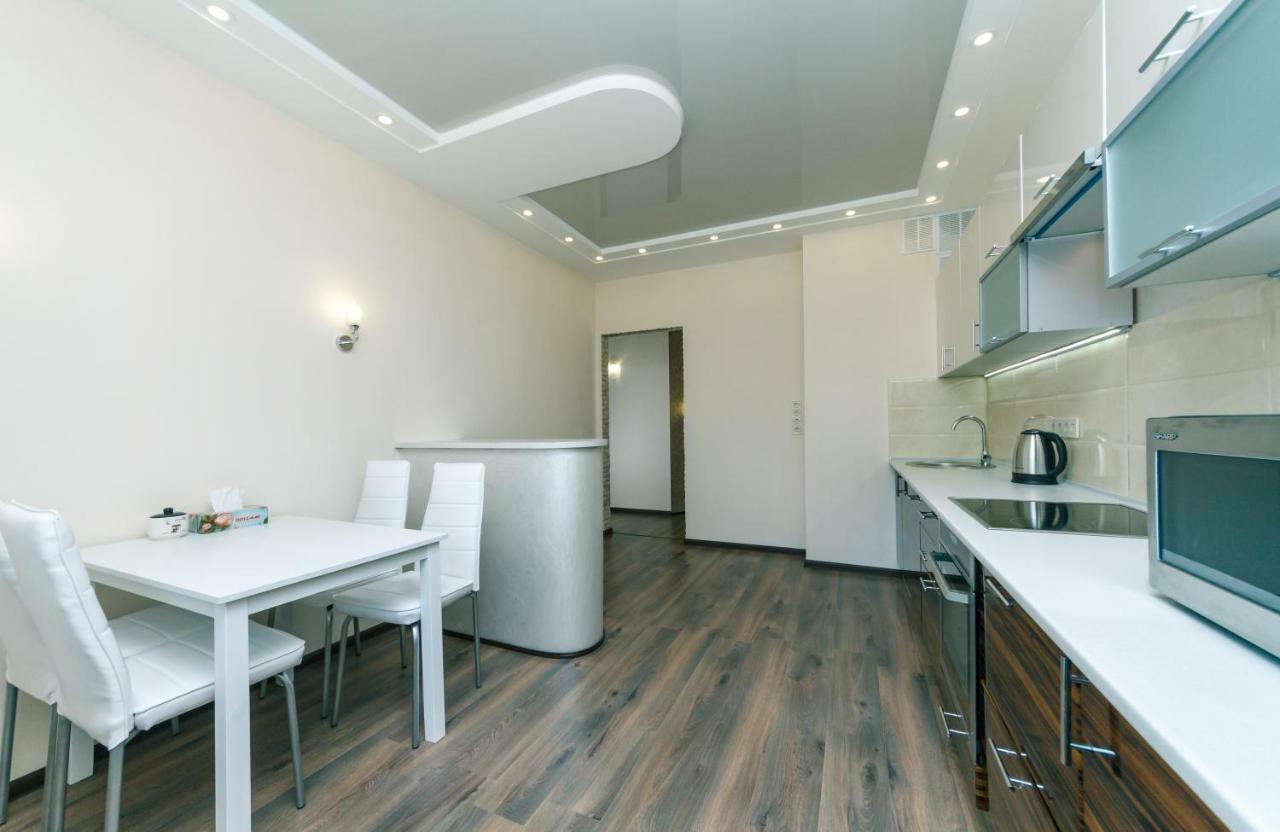 Люкс Апартаменты С 3 Комнатами Княжий Затон Kyiv Exterior photo